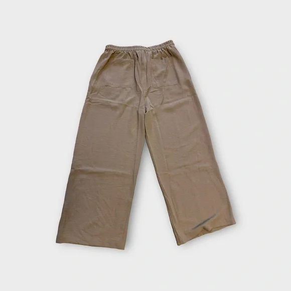 NWT Matcha Capri Pants by Dress Forum - women's size Large - NWT - Picture 5 of 5